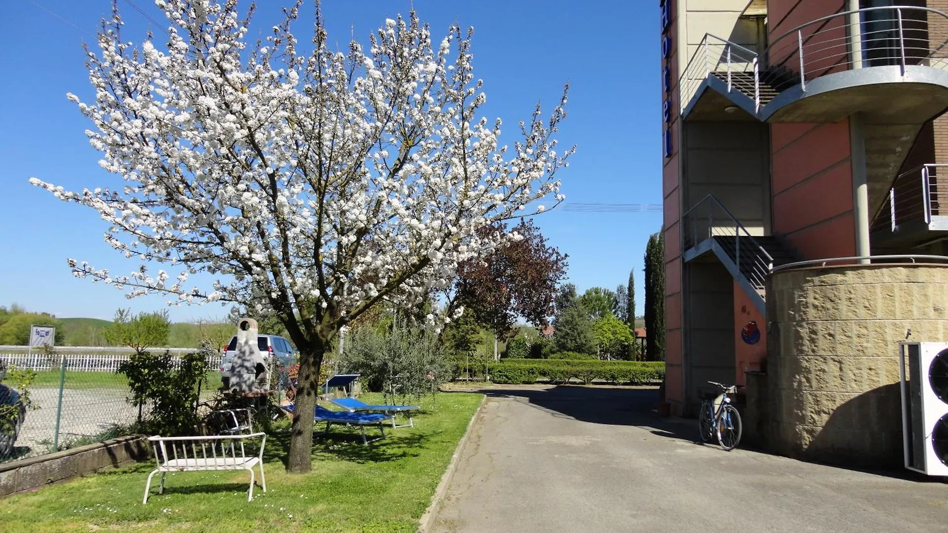 Hotel 1000 Miglia Monteroni dʼArbia